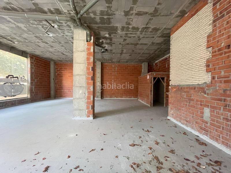 Foto 10056a77-b0ce-47ce-9192-9df8b160e81c. Alquiler local comercial en Eixample Sud-Migdia Girona