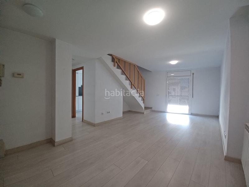 Foto f9c49396-d4f0-4cb6-b0f6-d24615747b59. Duplex with heating in Centre Salt