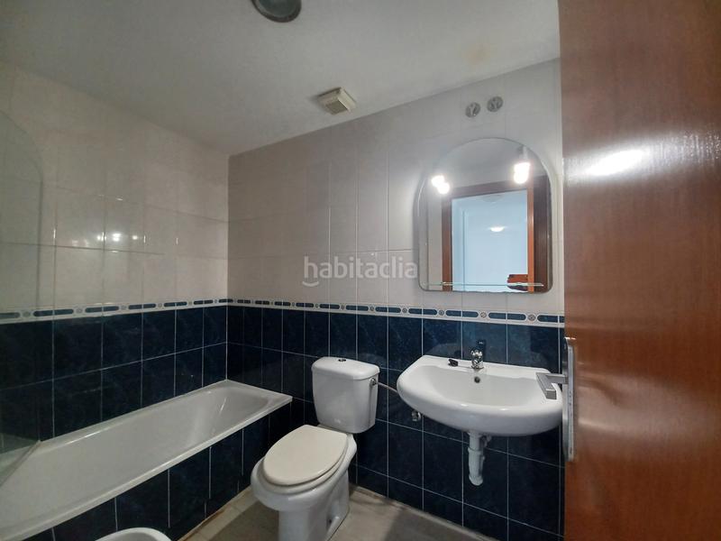 Foto af25e12f-b790-4e82-abea-f15aef0deb54. Zweistöckige wohnung mit heizung in Centre Salt