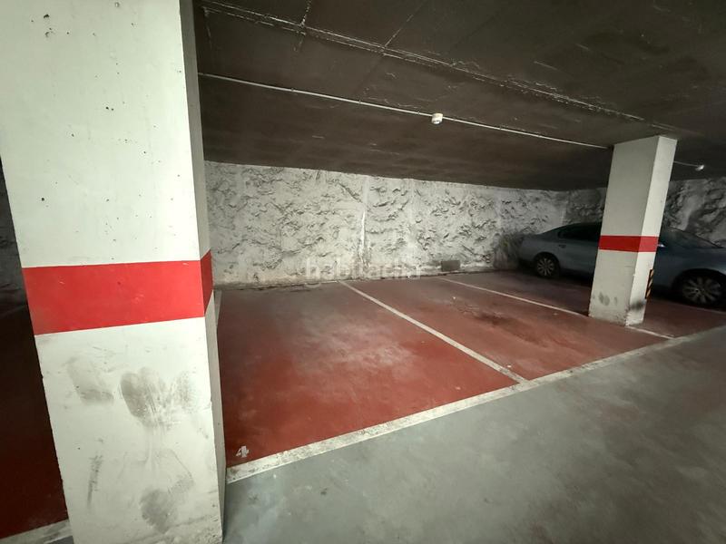 Foto 638f19f0-549c-4bd6-ad44-d1d504a12c6e. Car parking in La Devesa Girona