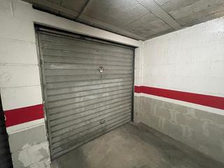 Car parking in DE SANTA EUGÈNIA