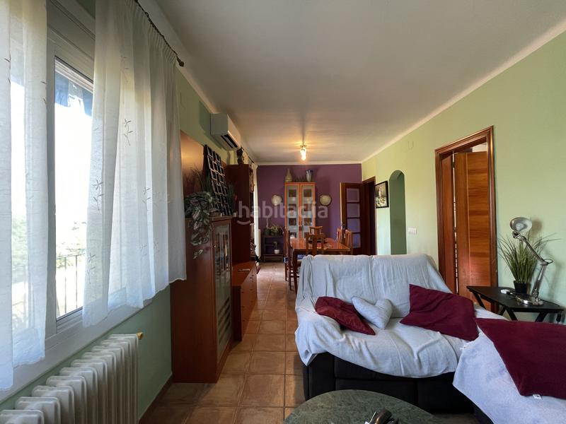 Foto 39d7ffea-1c8f-4950-83d5-26dfc7ddd7aa. Zweistöckige wohnung mit heizung in Eixample Nord Girona