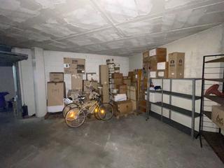 Aparcament cotxe  Del riu freser