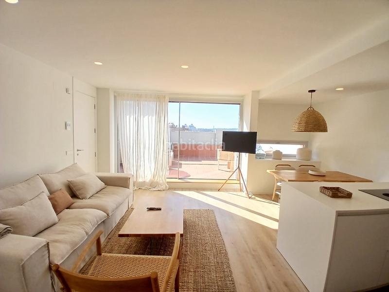 Foto 8bf5f498-fa38-436c-817f-ee9633994fe8. Rent penthouse with heating parking in La Devesa Girona