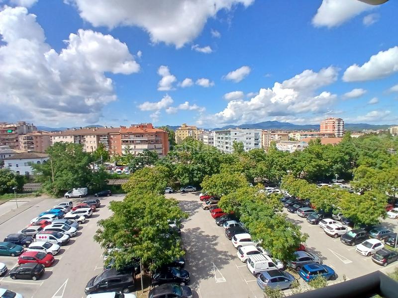 Foto 1586895a-b183-4054-927f-5eec95b288ee. Estudi amb calefacció aparcament a Eixample Sud-Migdia Girona