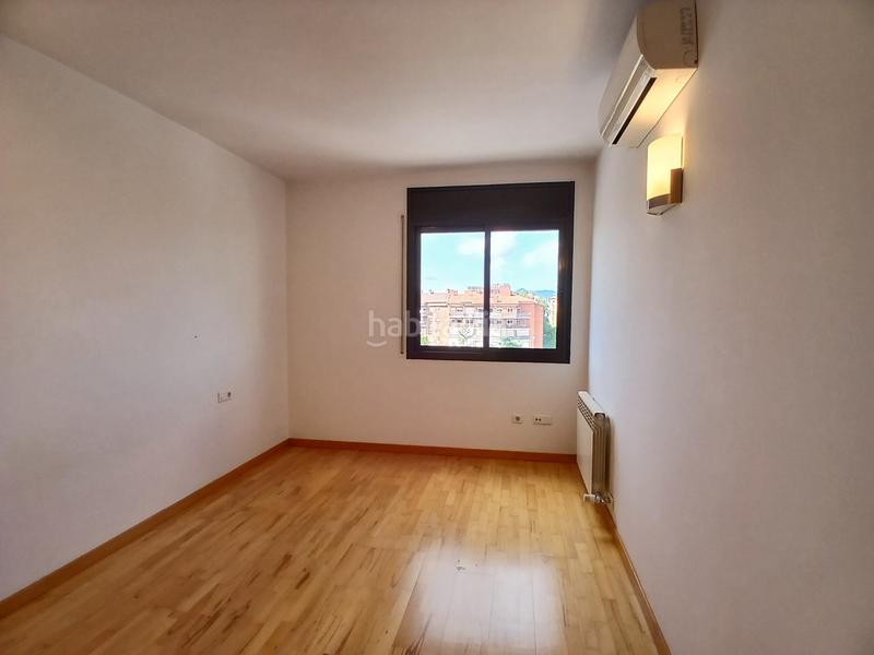 Foto a03a5aff-288a-4975-a9a6-a8a24a97095b. Estudi amb calefacció aparcament a Eixample Sud-Migdia Girona