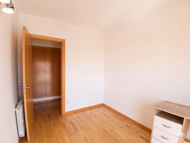 Foto 45d29197-7092-4f8a-9c22-d805a4312176. Estudio en Eixample Sud-Migdia Girona