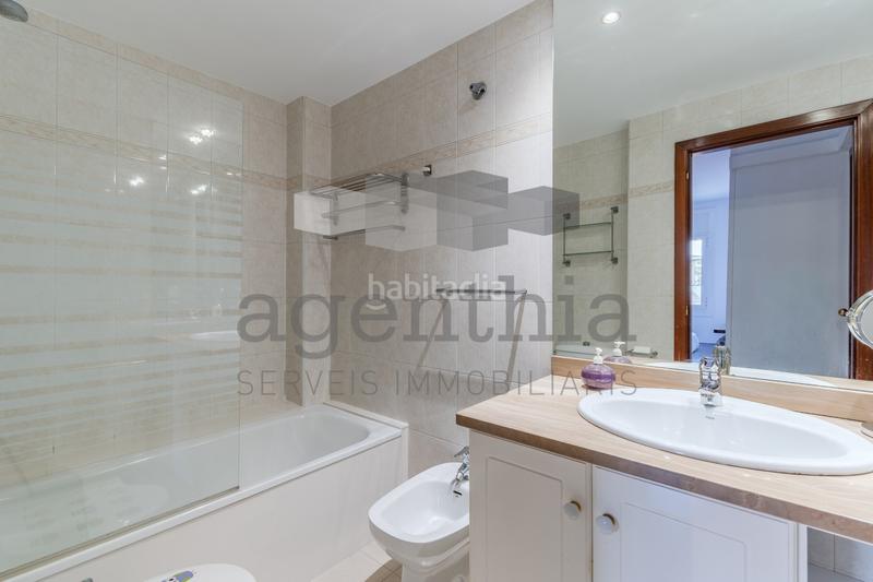 Foto 5d1010eb-0176-491f-b30d-037fde41f23b. Appartement avec chauffage parking dans La Devesa Girona