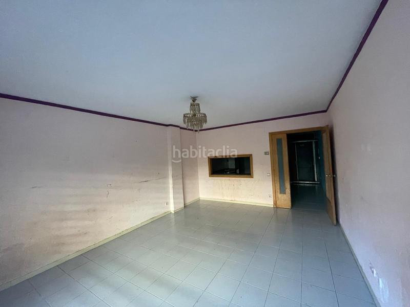 Foto 5d483e74-fb61-43e6-9bad-c716e92d8b39. Piso en Centre Salt