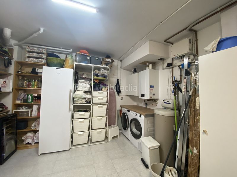 Foto 4d0d5739-55e4-4d08-9ab8-5a3ee0b46aaa. Casa adossada amb calefacció aparcament a Celrà