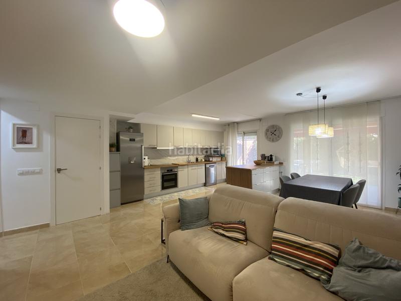 Foto 9c33cbb9-43b5-4913-958b-bccf76ca2e34. Reihenhaus mit heizung parking in Celrà