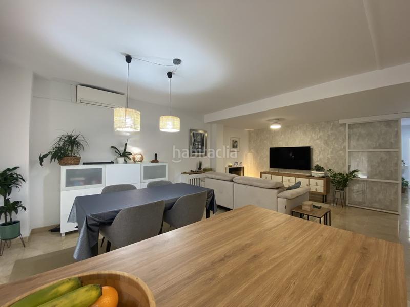 Foto bcdeecbd-1a84-4804-9aeb-dd1bce56a7cd. Reihenhaus mit heizung parking in Celrà