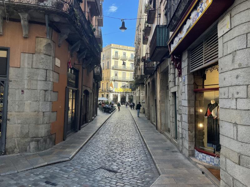 Foto c2748577-f6fd-4454-bc9b-a90e67f36569. Pis a Centre-Barri Vell Girona