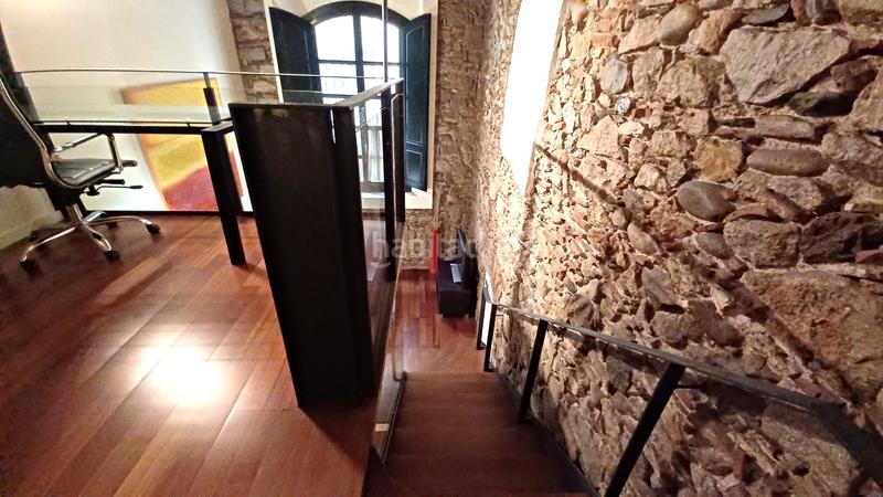 Foto 8e0b1578-ce22-44e8-ae40-ea6ed8eeb27c. Dúplex amb calefacció a Centre-Barri Vell Girona