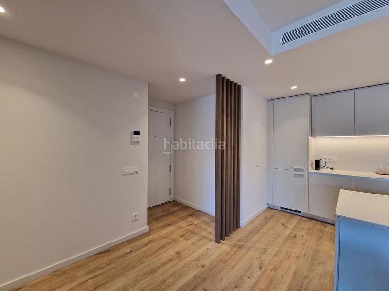 Foto 0fda73e8-f639-4943-b7d6-9b89b87d44e0. Location appartement avec chauffage parking dans Eixample Nord Girona