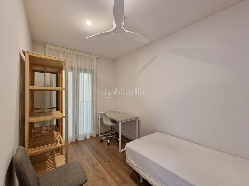 Foto 901ab3eb-fe46-416a-b6e8-86be45de8026. Location appartement avec chauffage parking dans Eixample Nord Girona