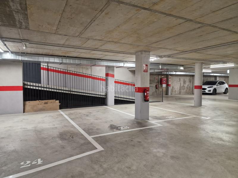 Foto b942c3b9-28b2-49de-b4ac-9458814c73fd. Location appartement avec chauffage parking dans Eixample Nord Girona