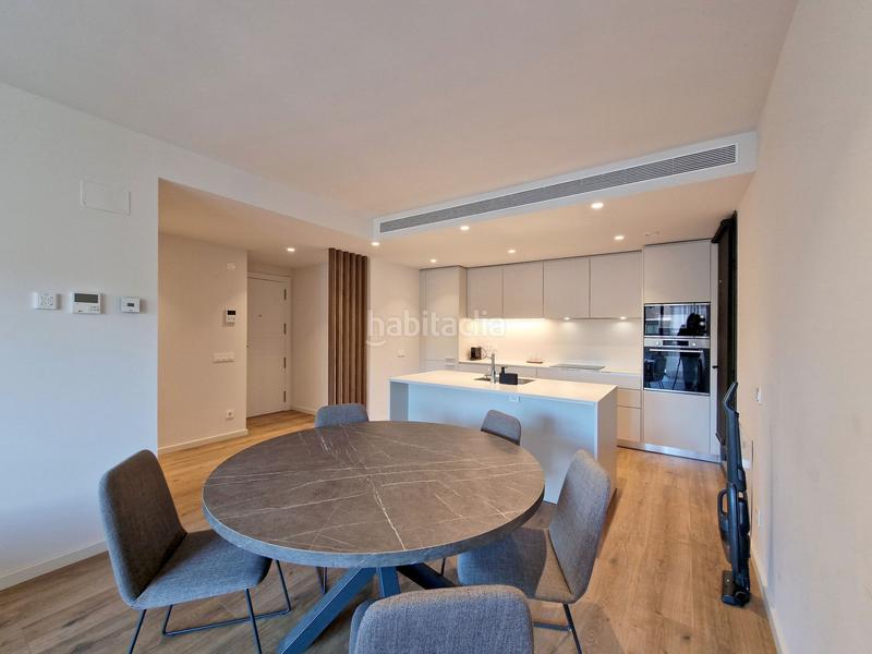 Foto 12859cd4-ee3f-45b4-abb8-e58a30db1527. Rent flat with heating parking in Eixample Nord Girona