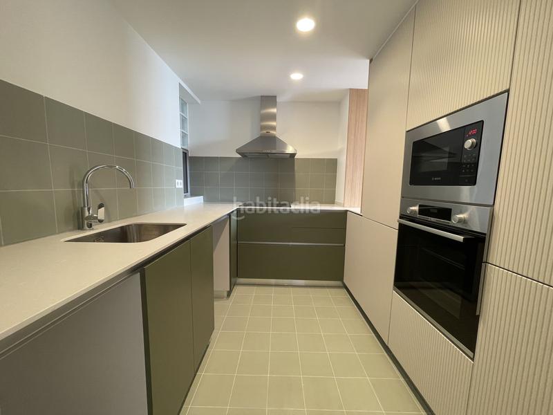 Foto af35edc4-83e3-4443-b47d-15d9889ee6ff. Alquiler piso en Eixample Sud-Migdia Girona