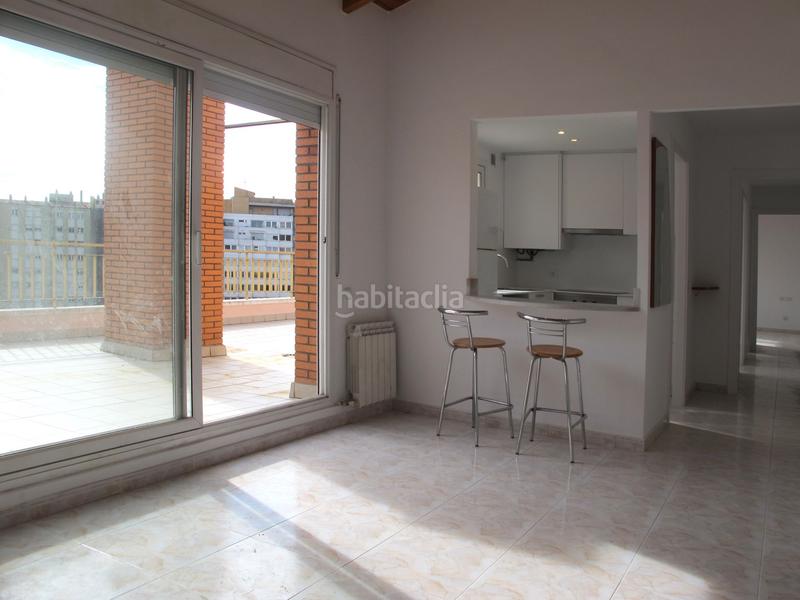 Foto cb0a8a99-84d0-4460-ac8c-0e0653d3bfb5. Alquiler ático en La Devesa Girona