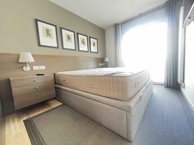 Foto 5186e84e-e6cd-46a5-acc9-02761dc26bbc. Location appartement avec chauffage parking dans Eixample Nord Girona