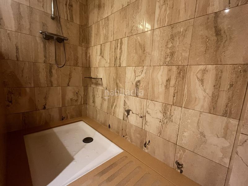 Foto 6f9b892b-5c23-48df-b48a-f5a888802717. Location appartement avec chauffage parking dans Eixample Nord Girona