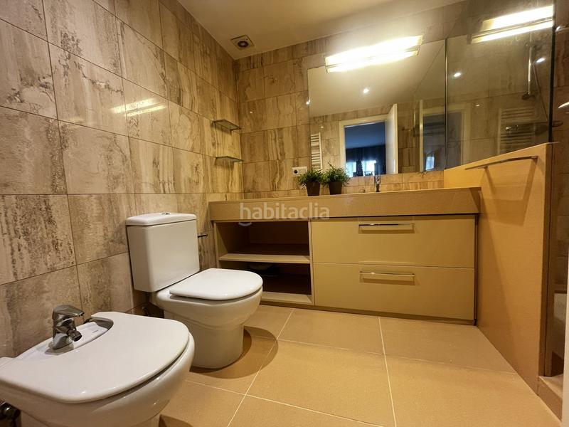 Foto 83272579-fcec-4379-872f-19388088b3ed. Location appartement avec chauffage parking dans Eixample Nord Girona