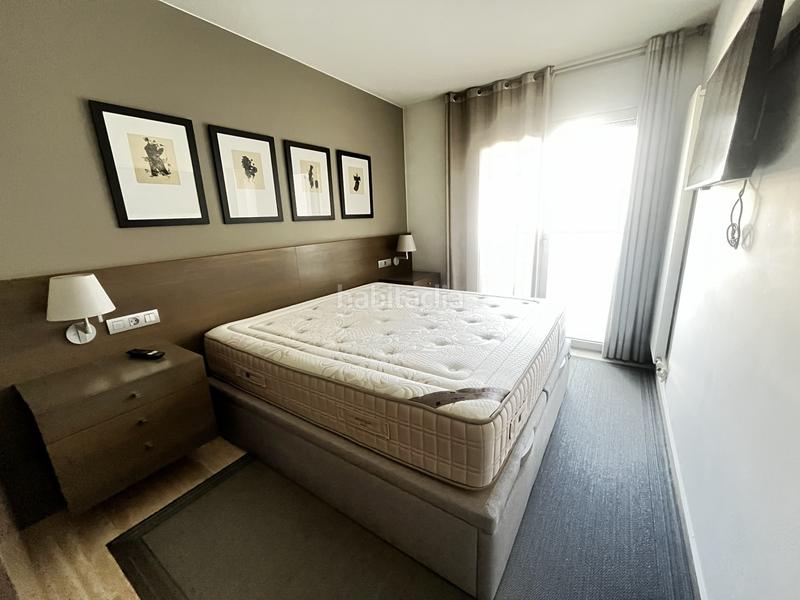 Foto d0bf91a8-f226-47c7-b503-e43e6ad9e016. Location appartement avec chauffage parking dans Eixample Nord Girona