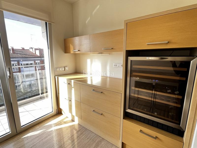 Foto 203a42c4-41ce-42f4-9125-d9a1b9263cbf. Miete etagenwohnung mit heizung parking in Eixample Nord Girona