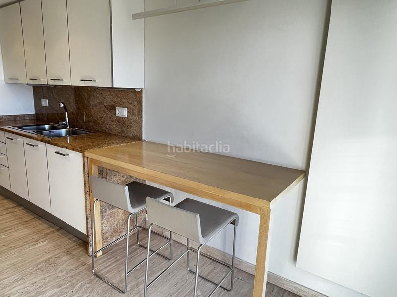 Foto 1d02b1fe-5ab0-4e11-8685-8e31cd6dd55e. Rent flat with heating parking in Eixample Nord Girona