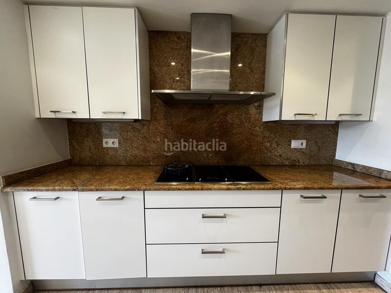 Foto 41f8e507-cd68-4156-b4cc-c179f9a4511b. Rent flat with heating parking in Eixample Nord Girona