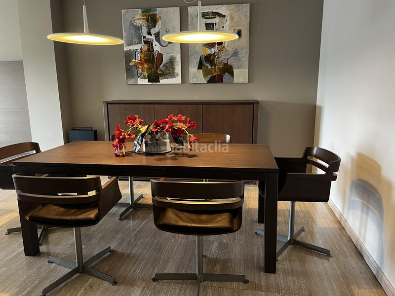 Foto 8089b635-51dc-4d99-aafb-a3627fedd367. Rent flat with heating parking in Eixample Nord Girona