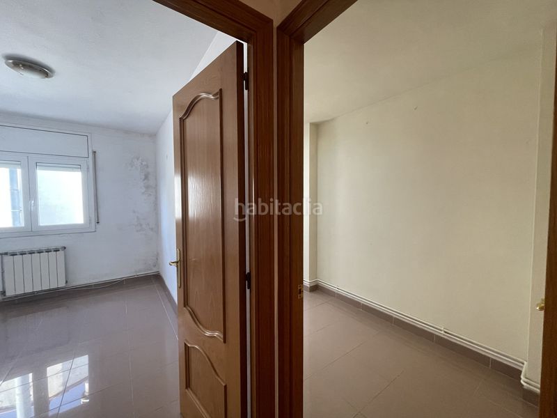 Foto f98e0063-0f93-4a24-a7e1-a564f1f7c3e9. Semi detached house with heating in Maçana Salt