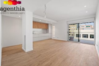 Etagenwohnung  Diputacio