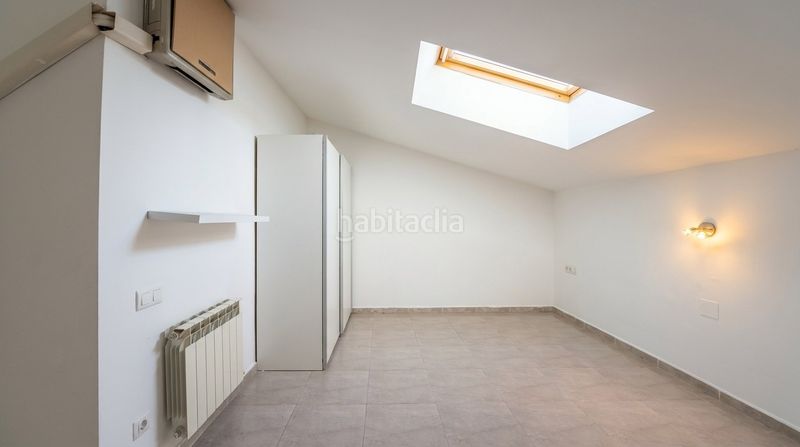 Foto f0c889e9-6205-4dbd-83f3-c7d4f74a5133. Dúplex amb calefacció a Eixample Sud-Migdia Girona