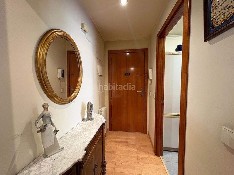Foto 4bbccca2-78f0-4334-8bc6-59c41a1fe7f8. Pis amb calefacció aparcament a Montilivi Girona