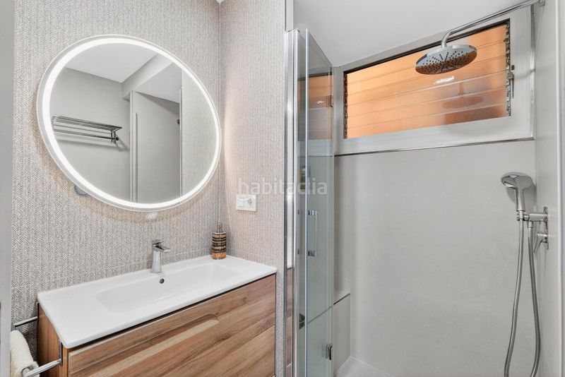 Foto 73d84cfc-bb01-4648-9741-12b367bb8cba. Pis amb calefacció a Eixample Nord Girona