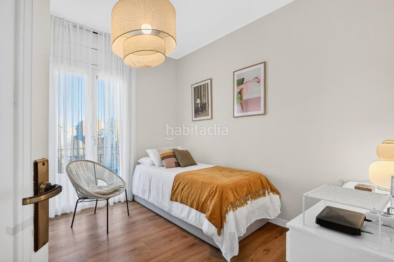 Foto 98ce4b4e-f30e-4741-9369-80b093d8b68c. Pis amb calefacció a Eixample Nord Girona