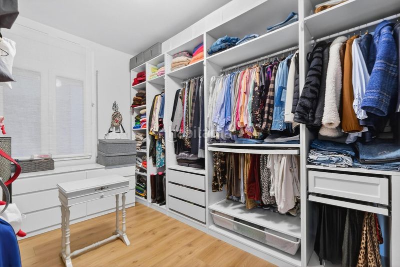 Foto a8d8f869-a7be-4d60-b5ee-2ded2201d3f7. Pis amb calefacció a Eixample Nord Girona