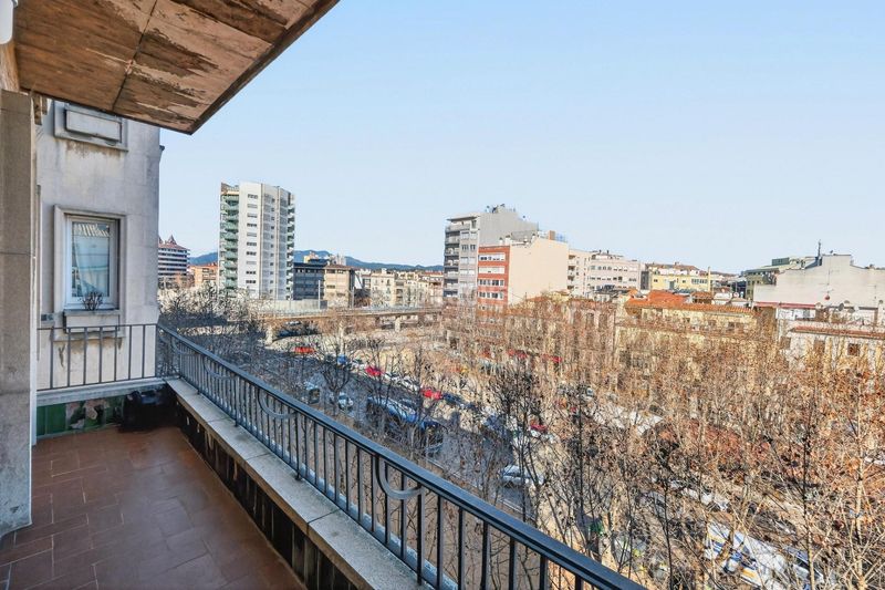 Foto b306765b-b734-4e02-bfd9-dcd42d960146. Pis amb calefacció a Eixample Nord Girona