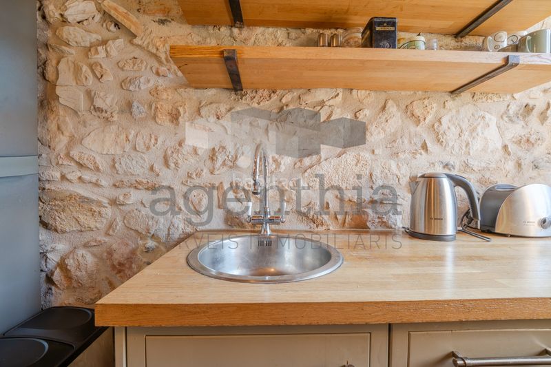 Foto f4faa4a5-8403-47a7-bccb-b7ecfe163561. Casa aparellada amb calefacció a Sant Daniel Girona
