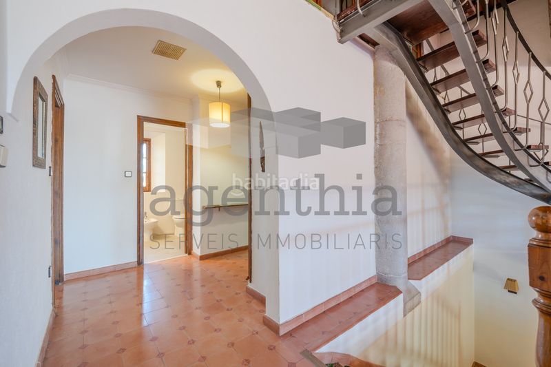 Foto 340e5b60-d497-4a1c-9f55-fb7a0d693400. Masia amb calefacció aparcament a Palau Girona