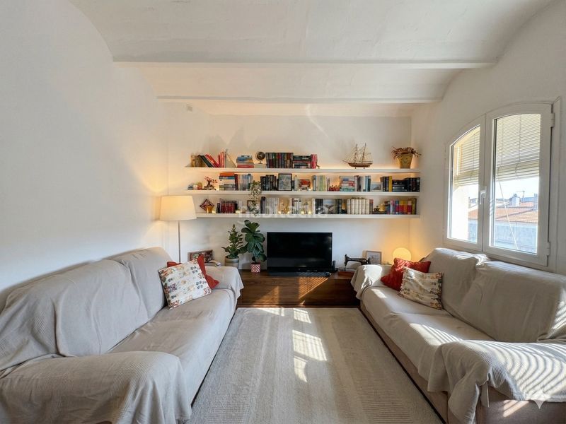 Foto 995deb32-703d-4c3f-944f-519a13decd63. Pis amb calefacció a Eixample Sud-Migdia Girona