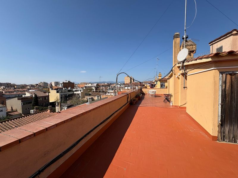 Foto a01494f0-8e5f-461b-9e5e-e631903a82b7. Piso en Eixample Sud-Migdia Girona