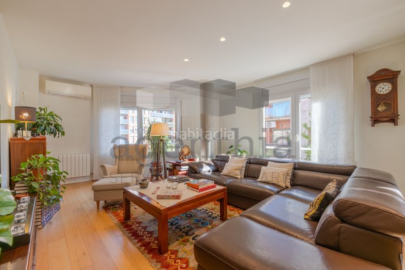 Foto 4304779e-ab92-4018-9894-aa9d4458691e. Pis amb calefacció a La Devesa Girona