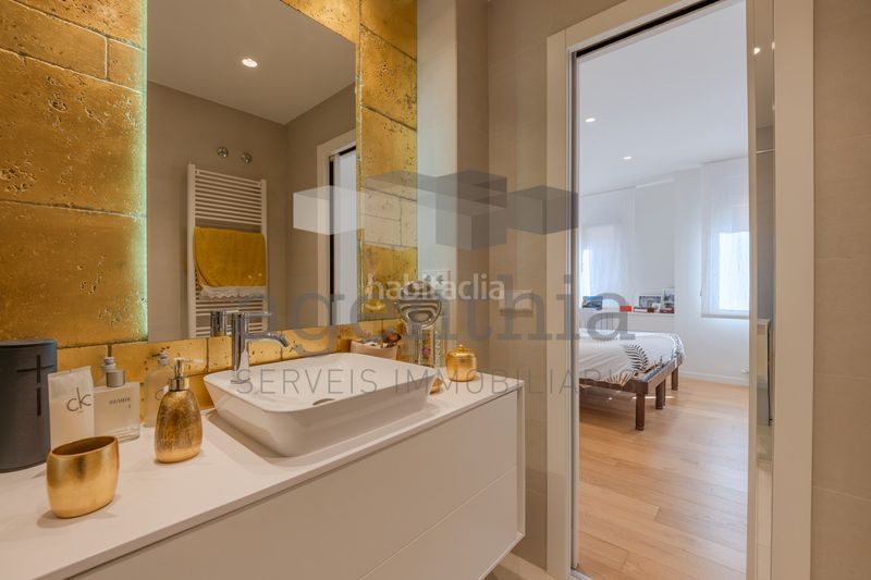 Foto a6d85fa6-19f2-46c1-ac6a-adc43b72f3b6. Pis amb calefacció a La Devesa Girona