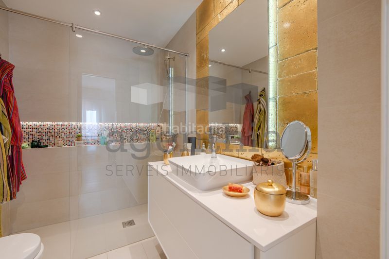 Foto f415801b-3168-4f7e-9e67-fa1e4395eba0. Pis amb calefacció a La Devesa Girona