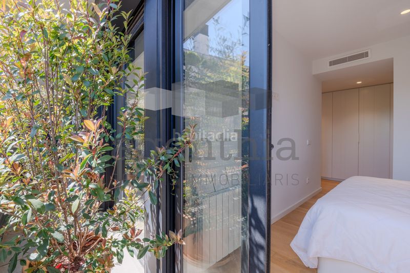 Foto 0b57a294-fa4e-494a-9f8c-10d5e43343a6. Pis amb calefacció aparcament a Eixample Sud-Migdia Girona