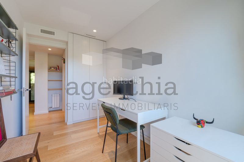 Foto 49a6b765-5d52-4d69-9734-176d6851a2e4. Pis amb calefacció aparcament a Eixample Sud-Migdia Girona