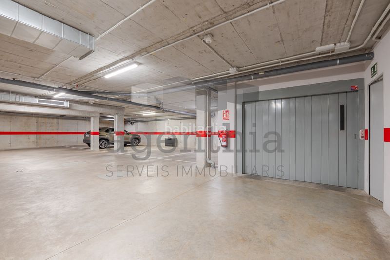 Foto 4b8ea364-b275-4bc9-8ae1-ee6bf2962ee8. Piso en Eixample Sud-Migdia Girona